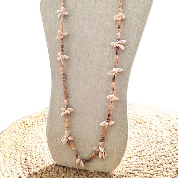 DISCO LEMONADE Vintage Long Natural Cowrie Shell, Puka Shell, Necklace, Lei, 70 - Picture 13 of 14